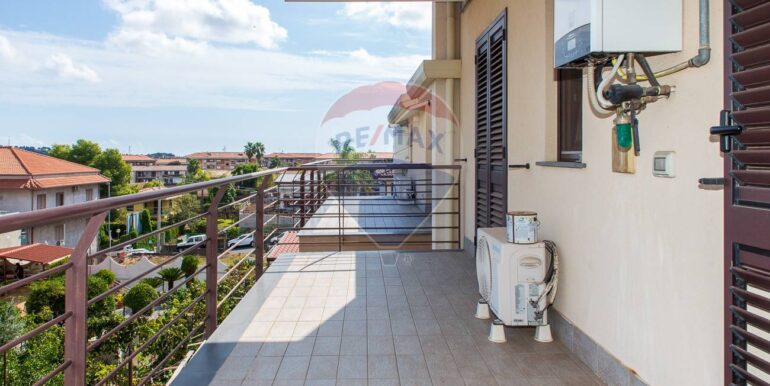 20251015200902-993927-20