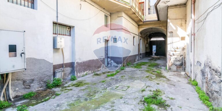 2025101583740-993732-2