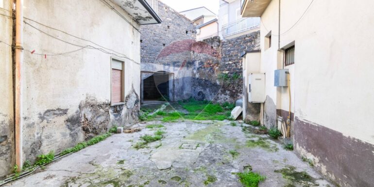 2025101583740-993732-3