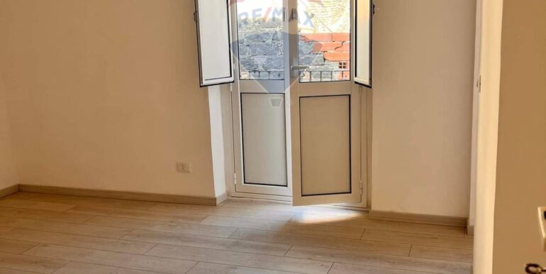 2025101605752-993938-1