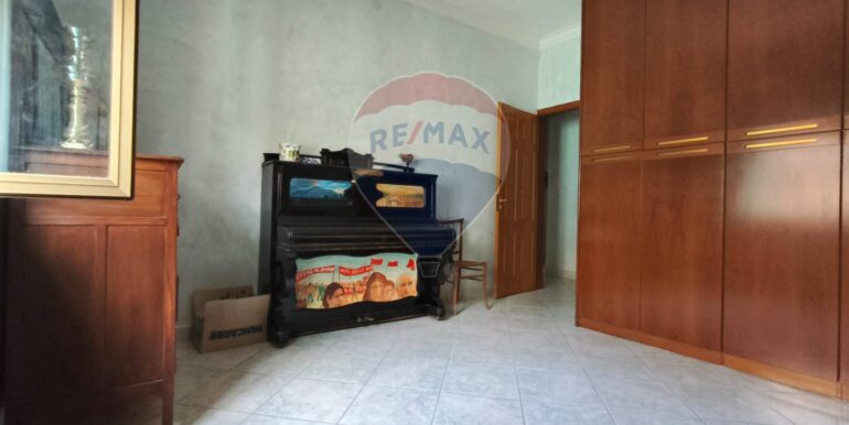 20251016113933-993998-0