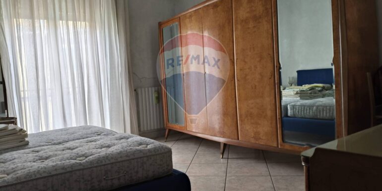 20251016113935-993998-12