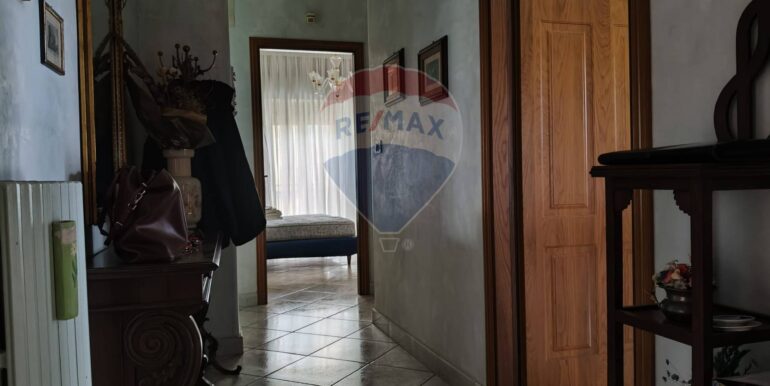 20251016113935-993998-17