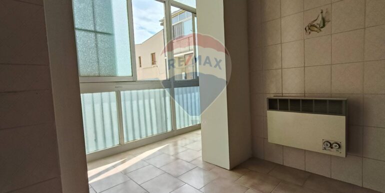 20251016114322-994002-12