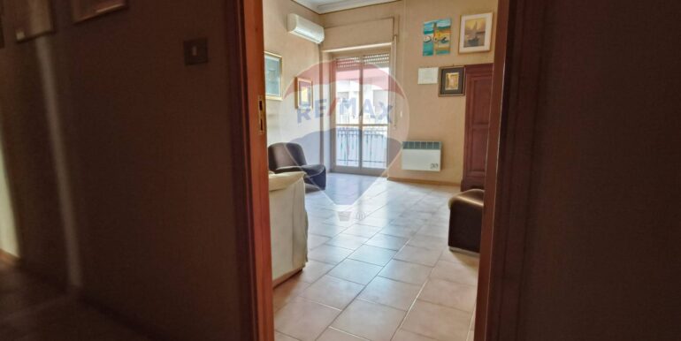 20251016114322-994002-14