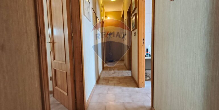 20251016114322-994002-16