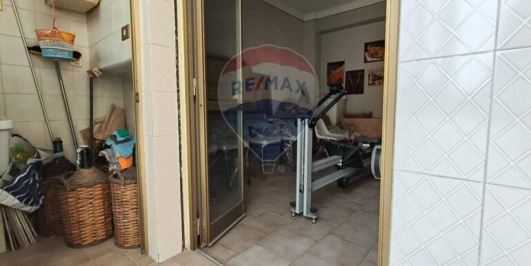 20251016114323-994002-17