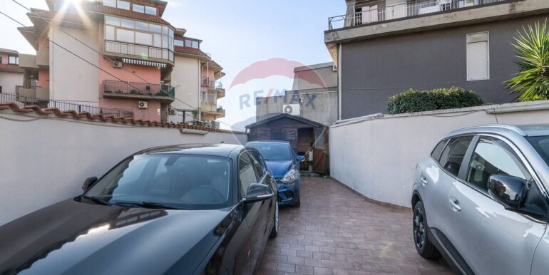 20251016133906-994046-6