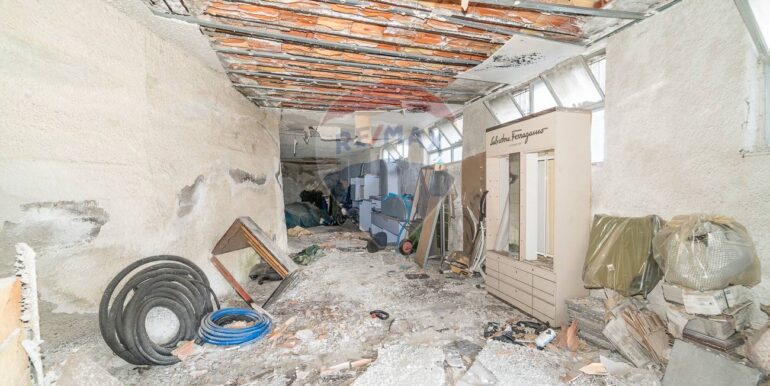 20251016133941-994046-17