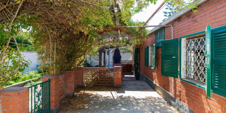 20251016164922-993466-13