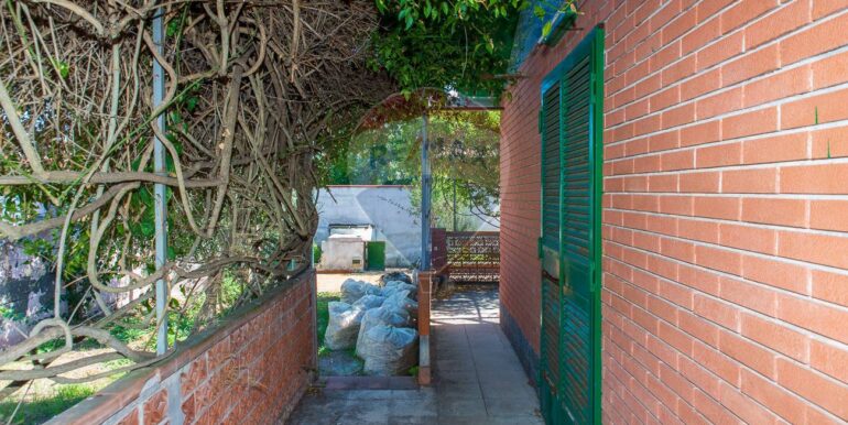 20251016164931-993466-15