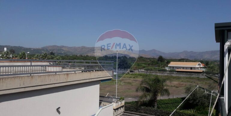 20251016193935-994156-7