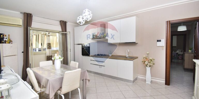 20251017170145-994303-6