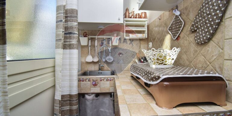 20251017170212-994303-12