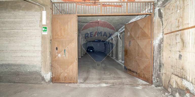 20251017182956-994341-10