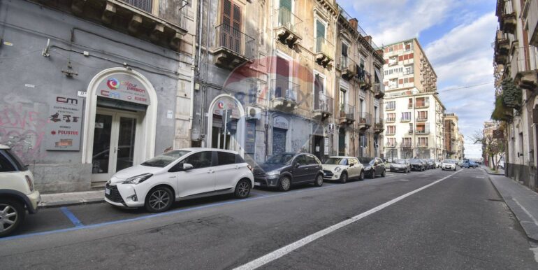 20251018104640-994376-0