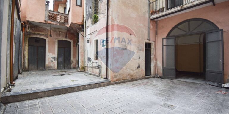 20251018104641-994376-13