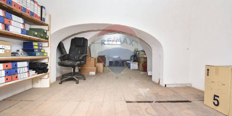 20251018104641-994376-9