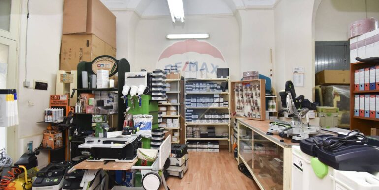 20251018104642-994376-18