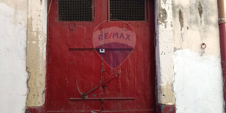 20251018185221-994419-4