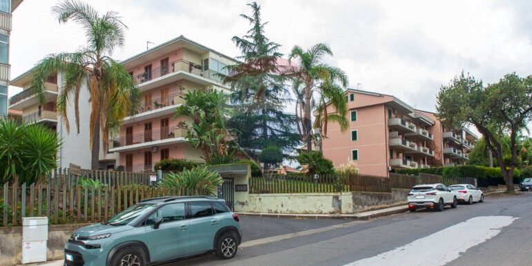 20251018223148-994426-1