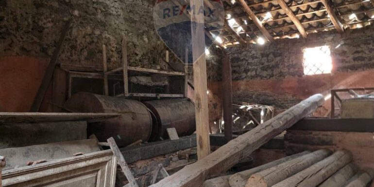 20251020120107-950474-11