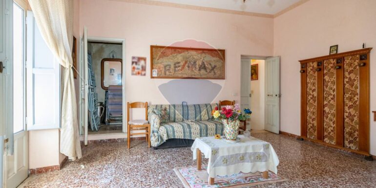 20251020135307-994545-8