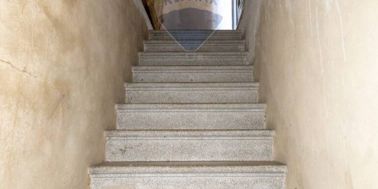 20251020135308-994545-12