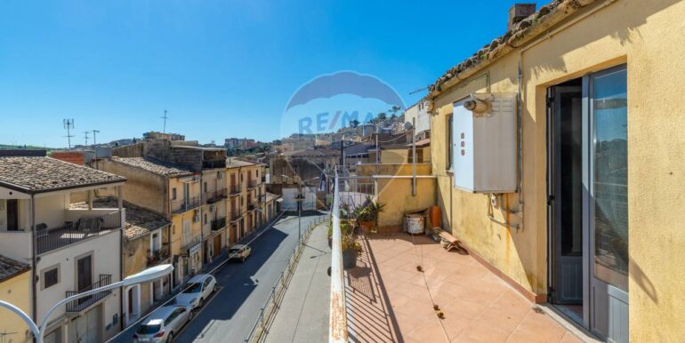 20251020135308-994545-15