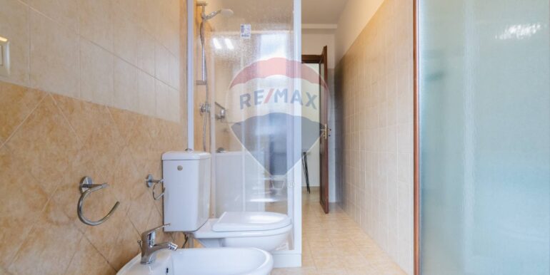 20251020172233-994542-11