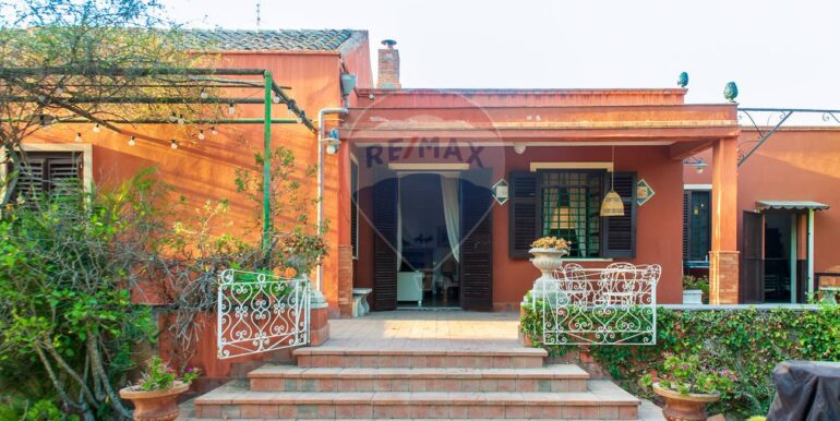 20251020212841-994684-15