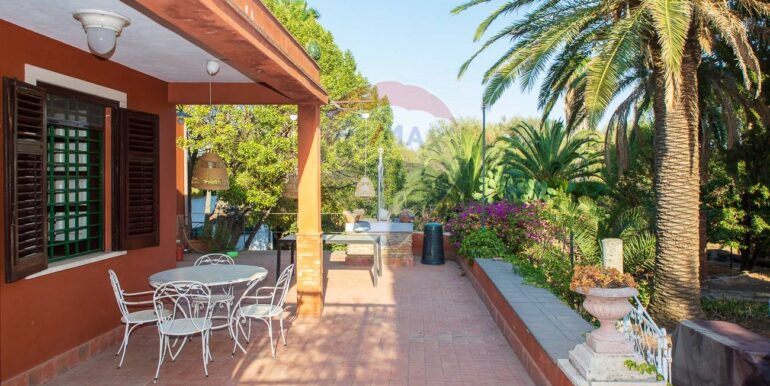 20251020212841-994684-16