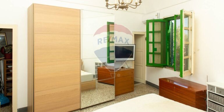 20251020212843-994684-29