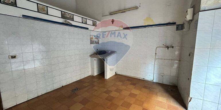 2025102074659-994449-16