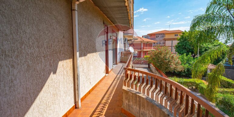 20251021123544-994235-7