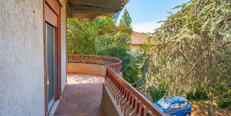 20251021123547-994235-8