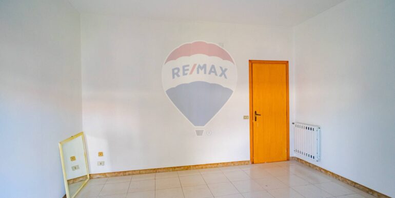 20251021123556-994235-12