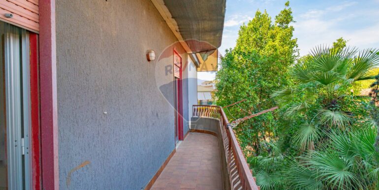 20251021123605-994235-15