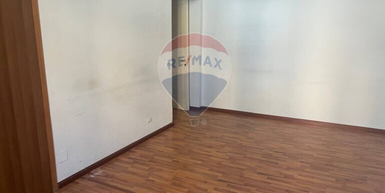 20251021130428-994795-19