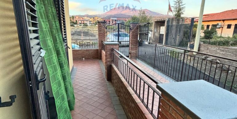 20251021171907-995148-19