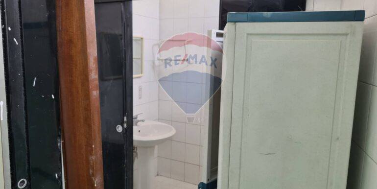 20251021184709-995263-4