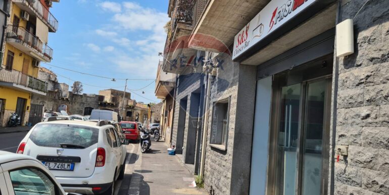 20251021184710-995263-13