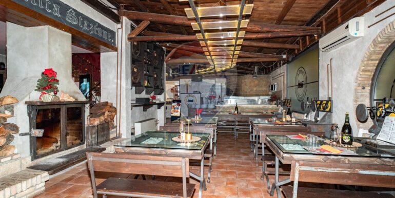 20251021193126-995276-0