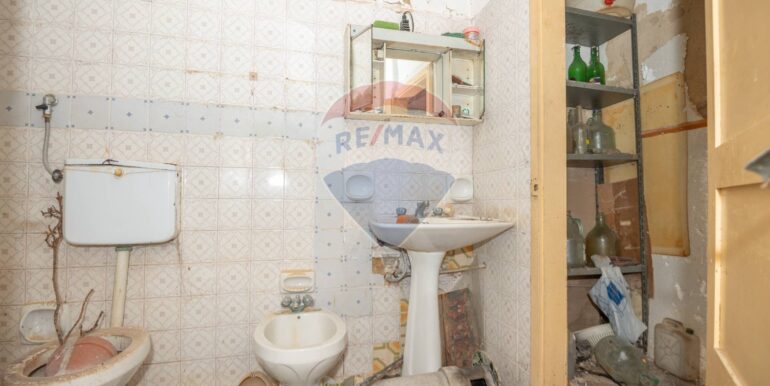 20251022102716-995306-9