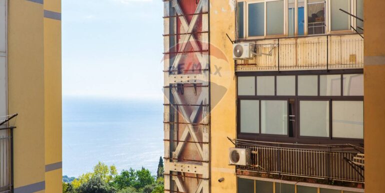 20251022104351-995303-22