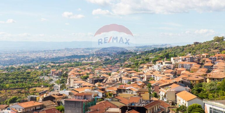 20251022104358-995303-24