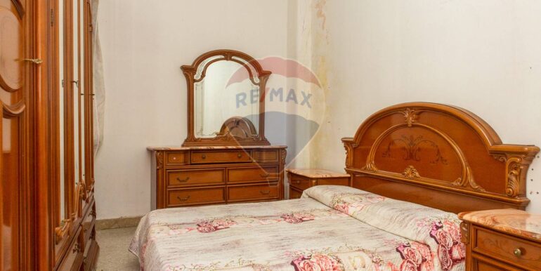 20251022185218-995478-17