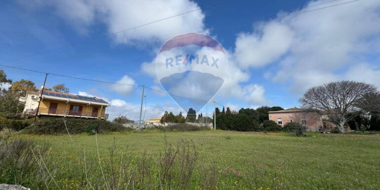 20251022190956-995493-8