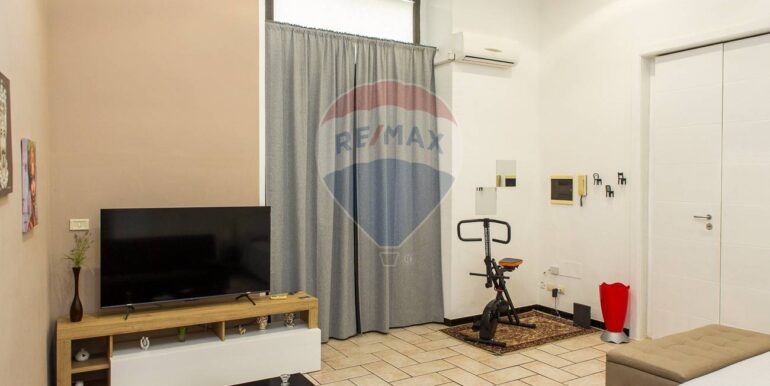 2025102221100-995287-5