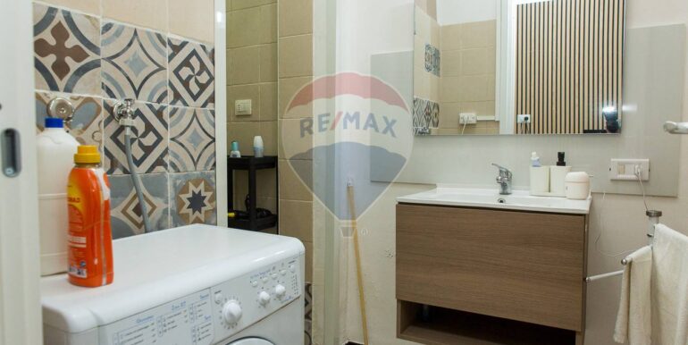 2025102221141-995287-10